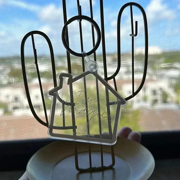 Keychain  ​ - Picture 1 of 2